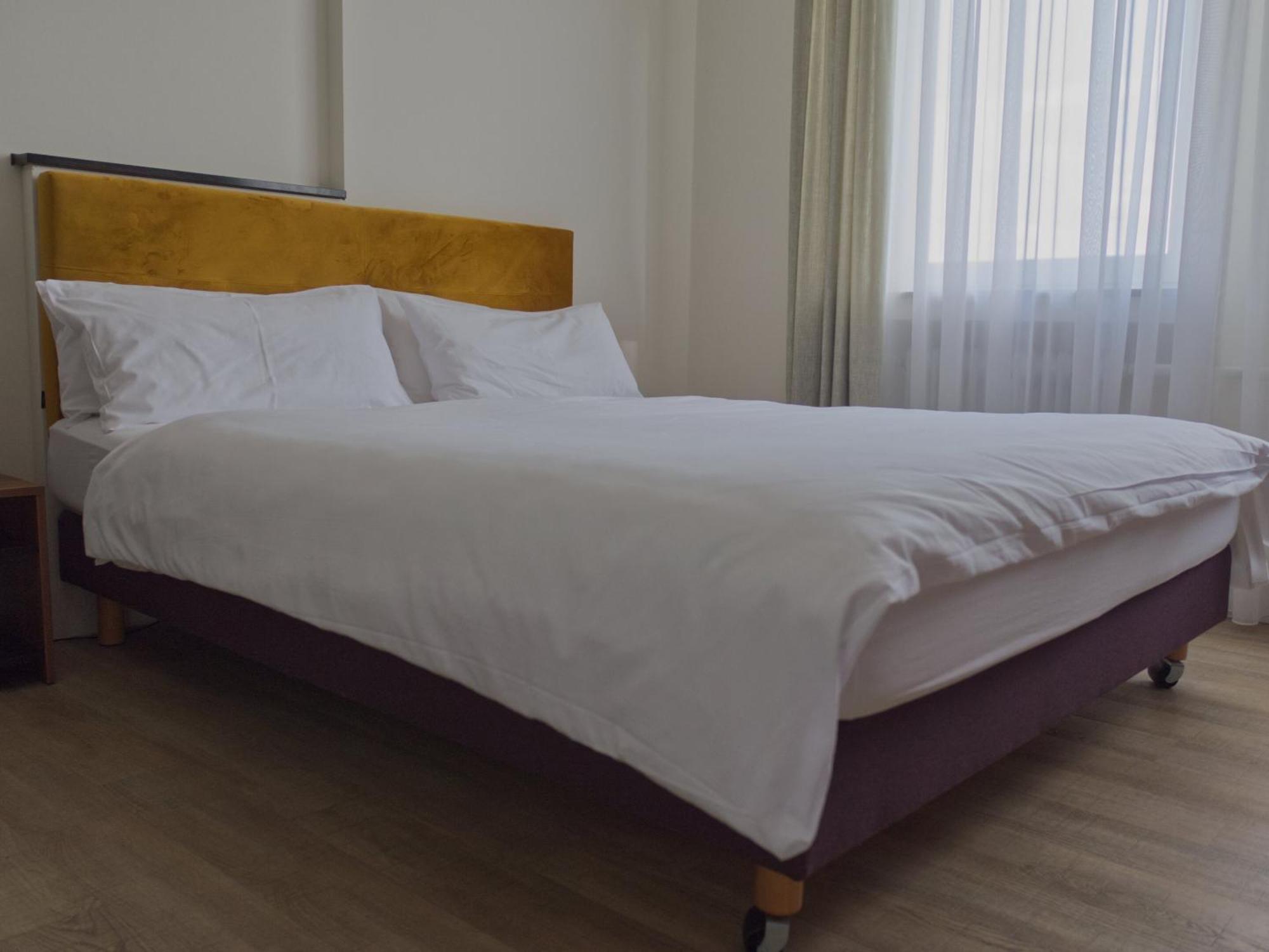 Hotel Faehrhaus Km734 Düsseldorf Quarto foto